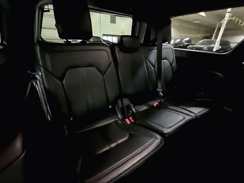 Used 2020 Ford Expedition Max Limited image 27