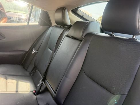 Used 2024 Toyota Prius XLE FWD image 17