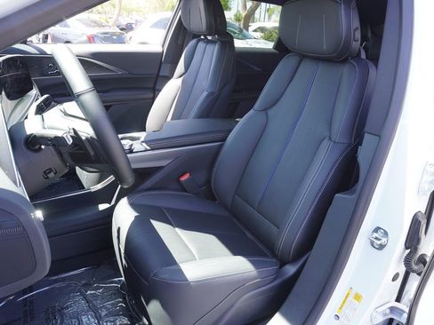 New 2025 Cadillac Lyriq Sport image 13