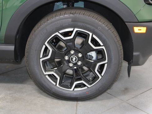 New 2025 Ford Bronco Sport Outer Banks image 11