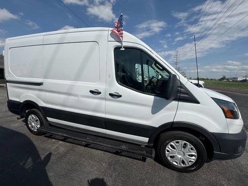 Used 2021 Ford Transit 250 Medium Roof image 5