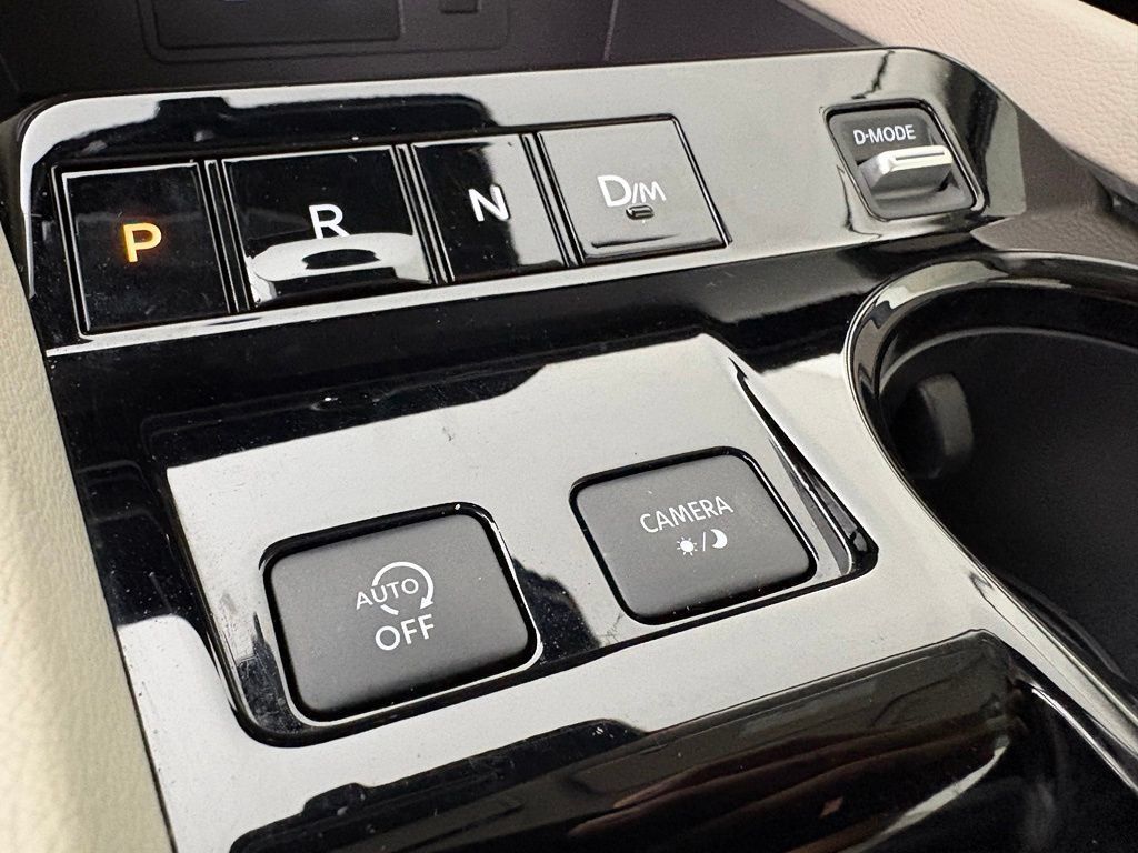 Certified 2025 Nissan Murano SV AWD/4WD image 33