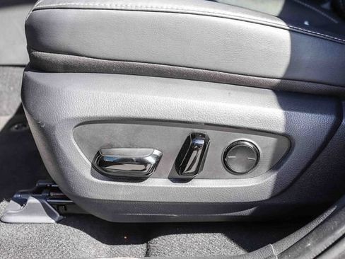 Used 2025 Lexus NX 250 FWD w/ Premium Package image 19