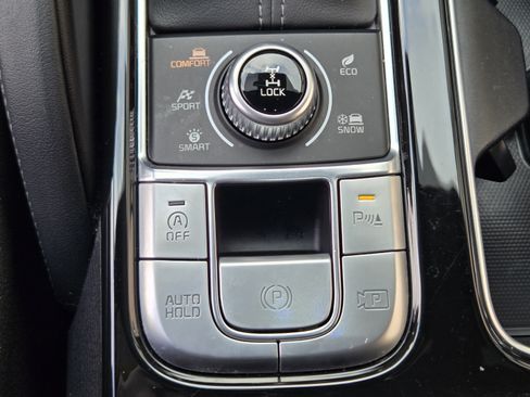 Used 2024 Kia Telluride SX Prestige X-Line AWD/4WD image 19