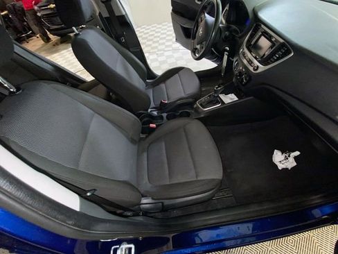 Used 2021 Hyundai Accent SE FWD image 38