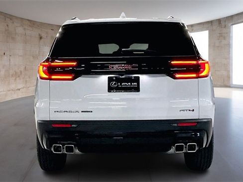 Used 2025 GMC Acadia AT4 image 6