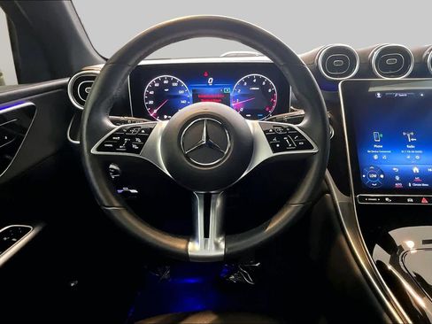 Used 2024 Mercedes-Benz GLC 300 4MATIC image 6