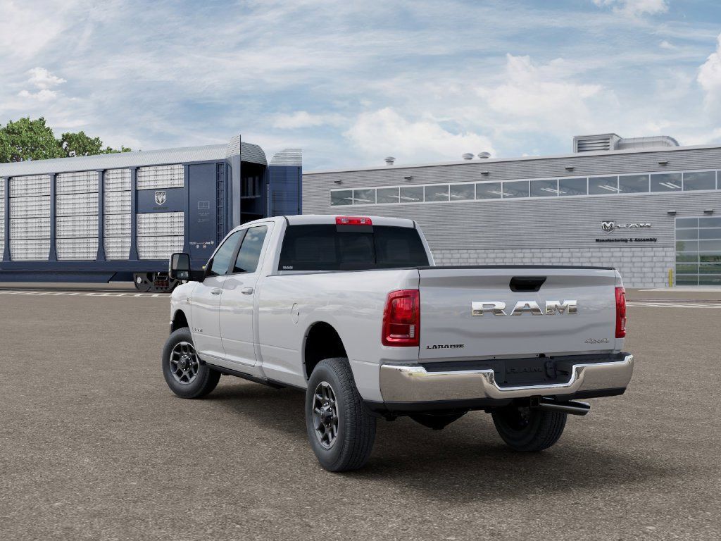 New 2025 RAM 3500 Laramie AWD/4WD image 3