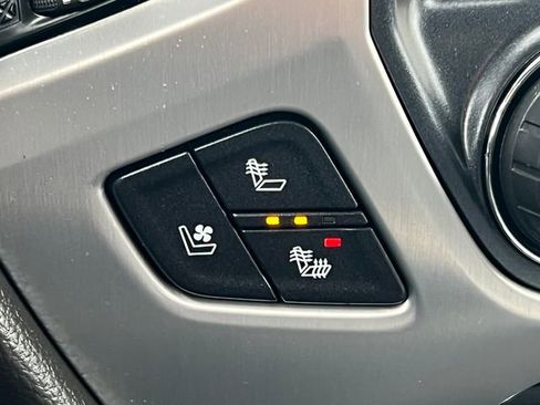 Used 2018 GMC Sierra 1500 SLT AWD/4WD image 32