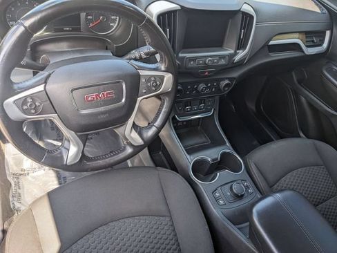 Used 2018 GMC Terrain SLE w/ Driver Convenience Package FWD image 11