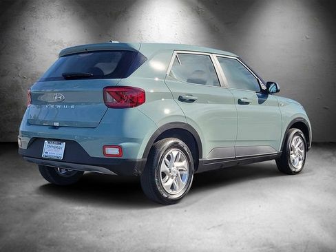 New 2026 Hyundai Venue SE image 25