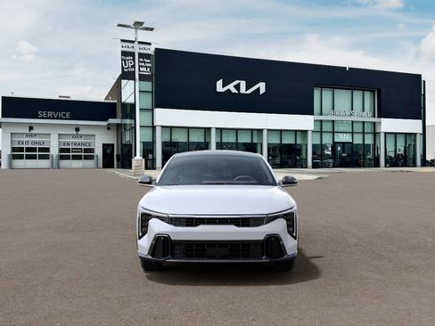 New 2026 Kia K4 GT-Line image 2