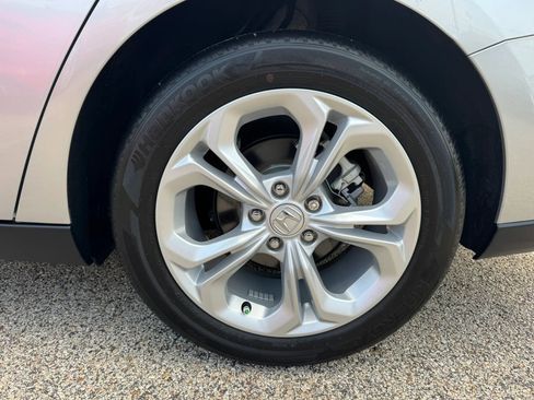 Used 2024 Honda Accord LX image 16
