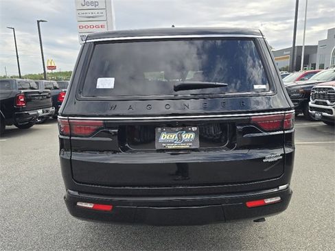 New 2025 Jeep Wagoneer Series III w/ Quick Order Package 25C Super image 14