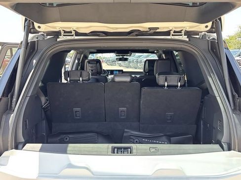 Used 2026 Ford Expedition Tremor AWD/4WD image 11