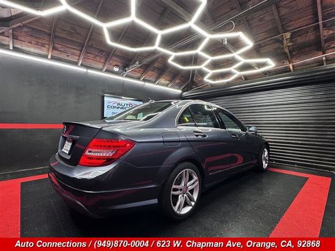 Used 2014 Mercedes-Benz C 250 Sedan image 3