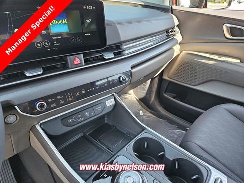 New 2026 Kia Carnival SX image 10