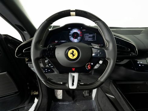 Used 2025 Ferrari Purosangue AWD/4WD image 18