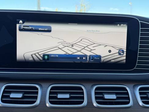 New 2026 Mercedes-Benz GLS 450 4MATIC image 27