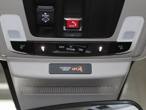 Used 2025 Honda Accord SE image 35