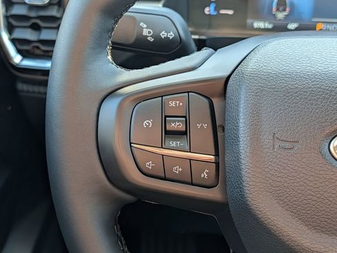 Used 2025 Ford Ranger XLT w/ Chrome Accent Package AWD/4WD image 18