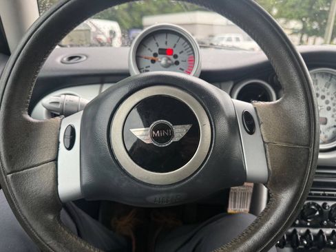 Used 2003 MINI Cooper Hardtop FWD image 14