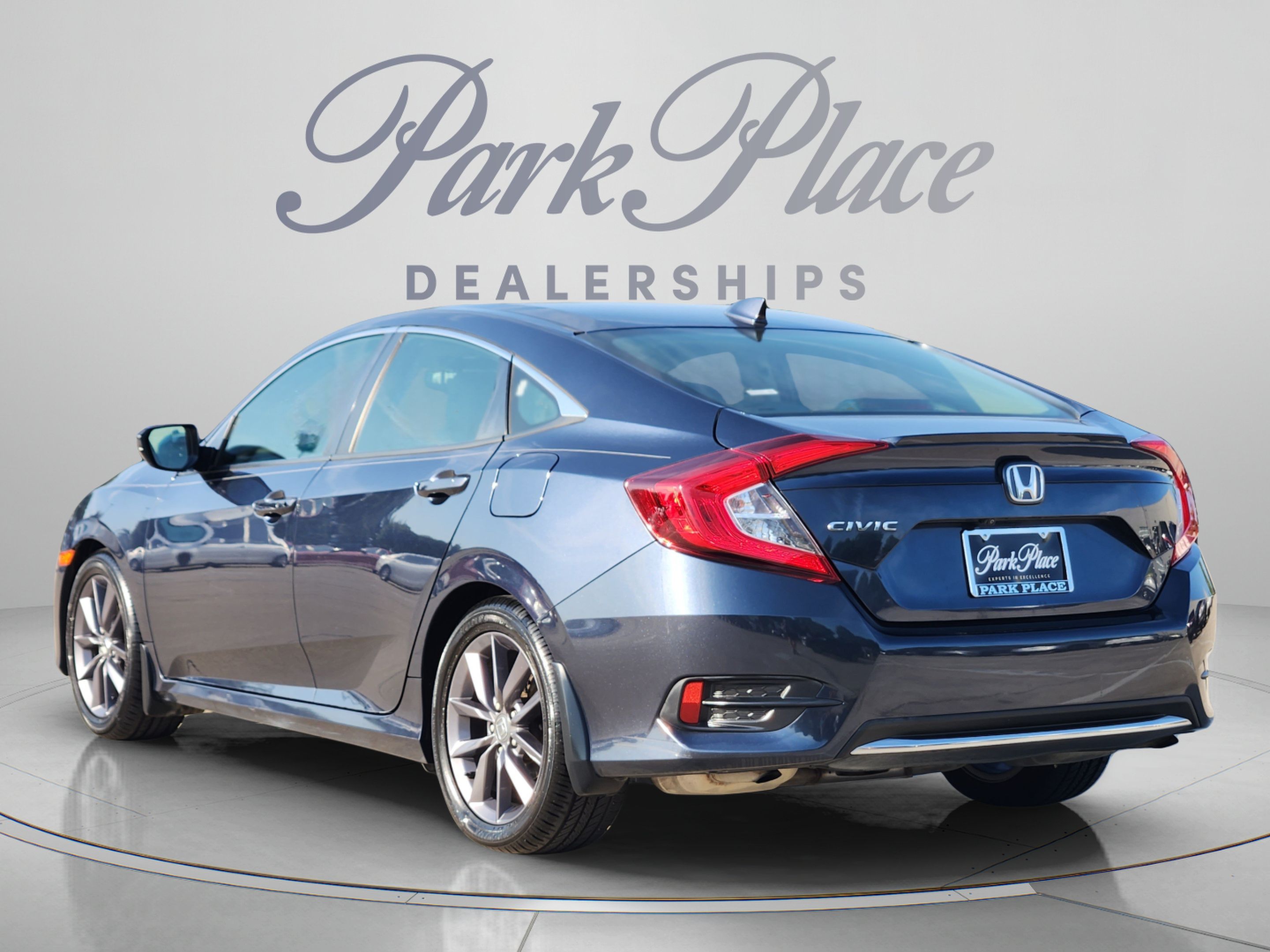 Used 2020 Honda Civic EX-L image 3