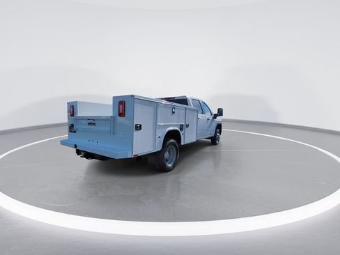 New 2026 GMC Sierra 3500 Pro w/ Convenience Package image 8