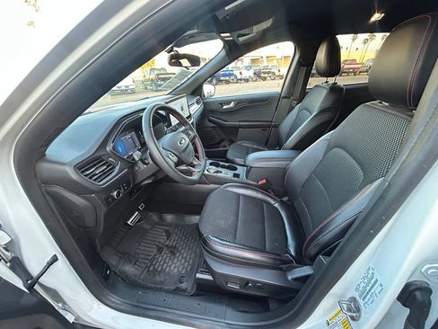 Used 2024 Ford Escape ST-Line w/ Tech Pack #1 FWD image 11