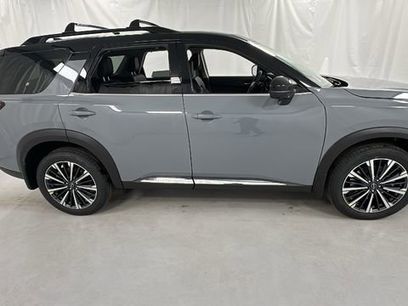 New 2026 Nissan Pathfinder Platinum