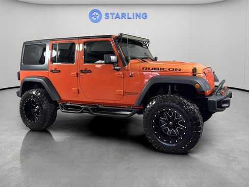 Used 2015 Jeep Wrangler Unlimited Rubicon image 12