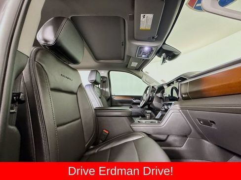 Used 2026 GMC Sierra 1500 Denali w/ Denali Reserve Package AWD/4WD image 24