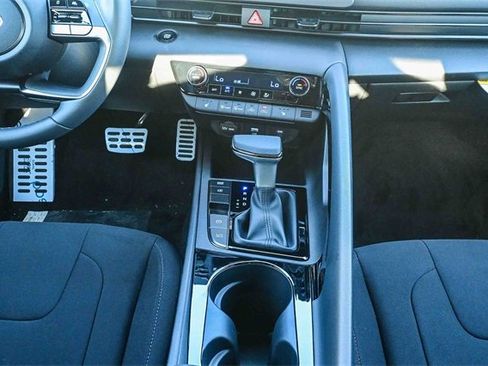 New 2026 Hyundai Elantra SEL Sport image 15