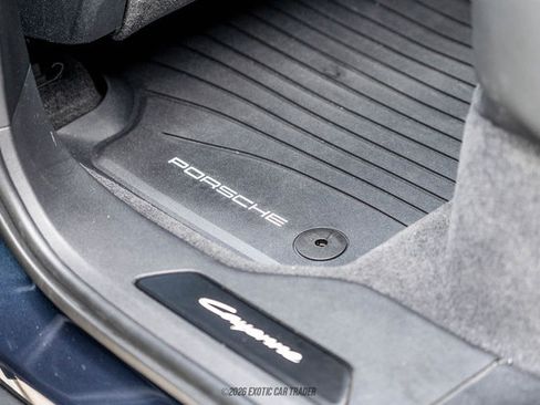 Used 2024 Porsche Cayenne S image 39