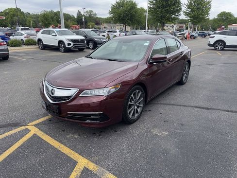 Used 2017 Acura TLX V6 SH-AWD w/ Technology Pkg image 4
