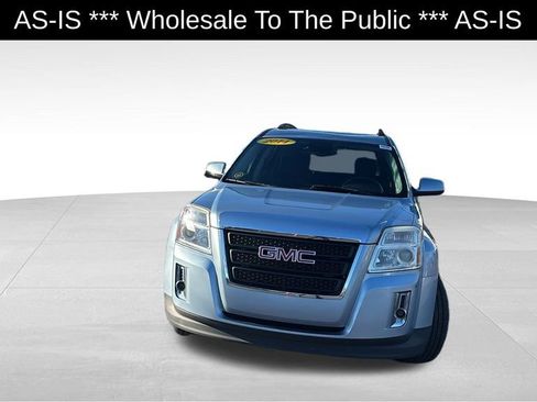 Used 2014 GMC Terrain SLE w/ Convenience Package image 2