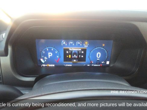 Used 2025 Ford F150 Raptor AWD/4WD image 16
