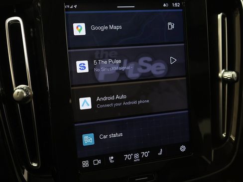 Used 2023 Volvo XC40 B5 Plus w/ Protection Package Premier image 47