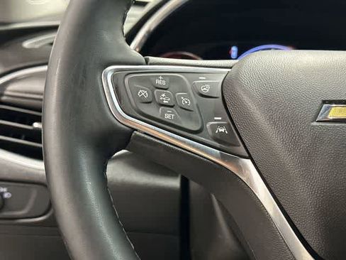 Used 2024 Chevrolet Malibu LT image 17