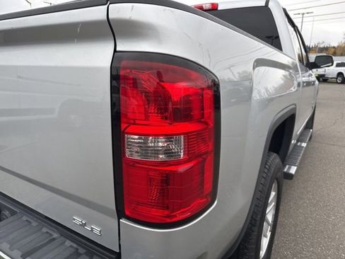 Used 2018 GMC Sierra 1500 SLE image 7