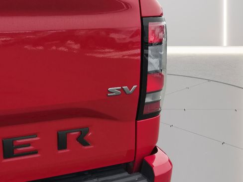 Used 2022 Nissan Frontier SV image 25