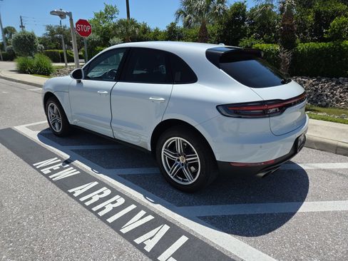 Used 2020 Porsche Macan S AWD/4WD image 4