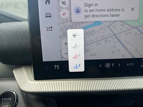 Used 2025 Ford Explorer ST image 25