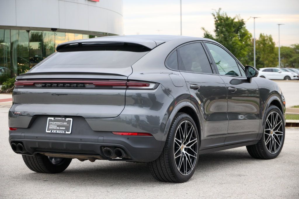 Certified 2024 Porsche Cayenne Coupe AWD/4WD image 15