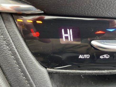 Used 2019 Cadillac XT5 Luxury w/ LPO, Radiant Package image 22