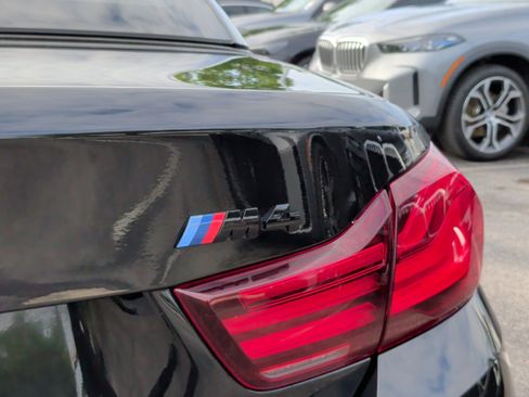 Used 2020 BMW M4 Convertible w/ Competition Package RWD image 11