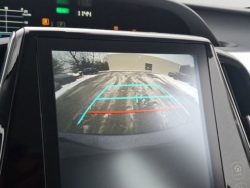 Used 2021 Toyota Prius Prime LE image 19