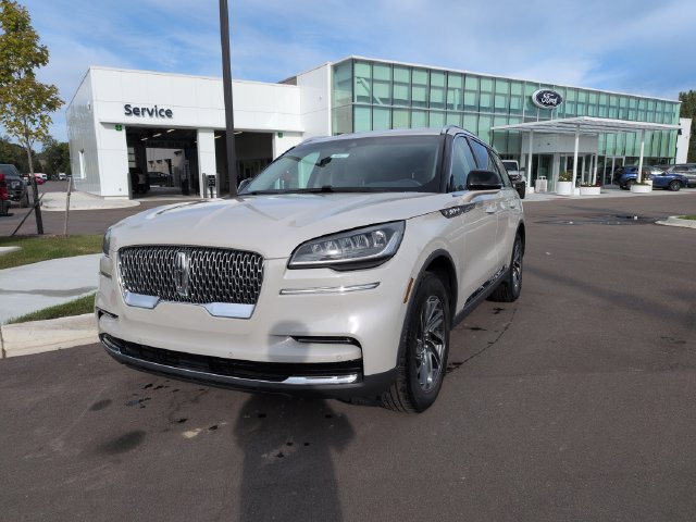 Used 2021 Lincoln Aviator AWD w/ Elements Package image 1