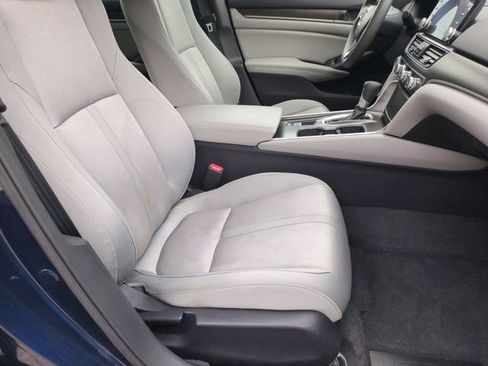 Used 2020 Honda Accord EX image 18