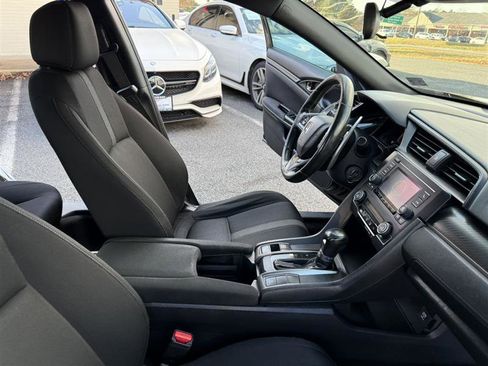 Used 2019 Honda Civic Sport image 12